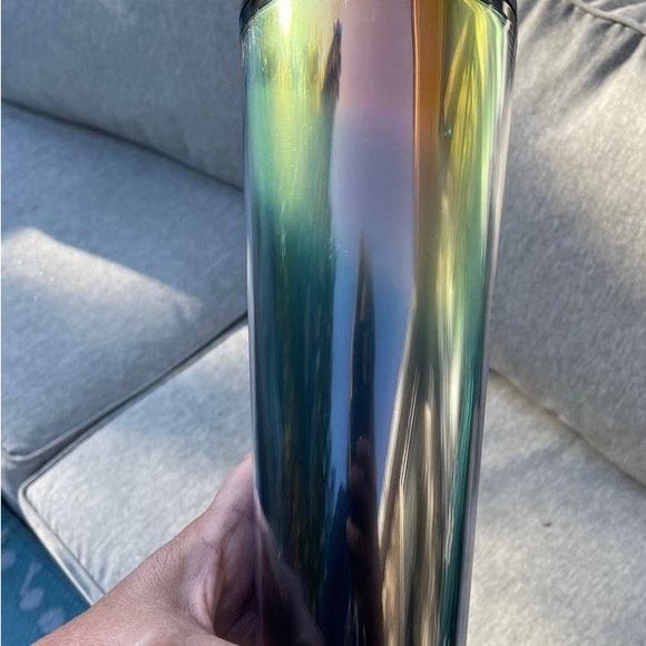 Starbucks Oil Slick Rainbow Cup Iridescent Tumbler Cold Cup Venti 24oz New 2021 - Picture 15 of 16